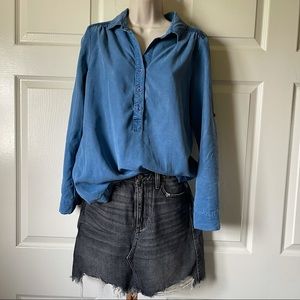 CLOTH & STONE DENIN LONG SLEEVE SHIRT 3 Buttons Small